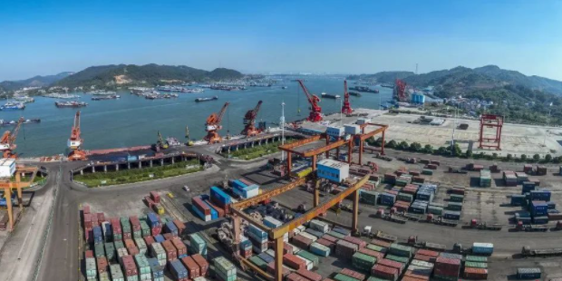 煙臺港到梧州港內(nèi)貿(mào)海運航線增添“件改集”新模式
